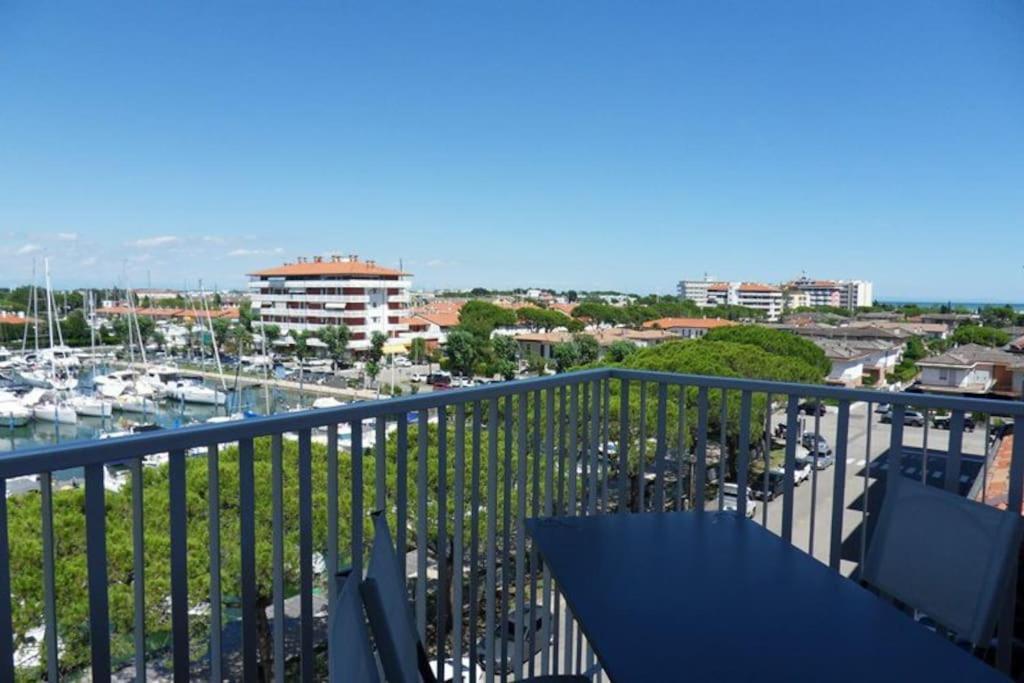 Cosy Apartment With Fantastic View Caorle Bagian luar foto